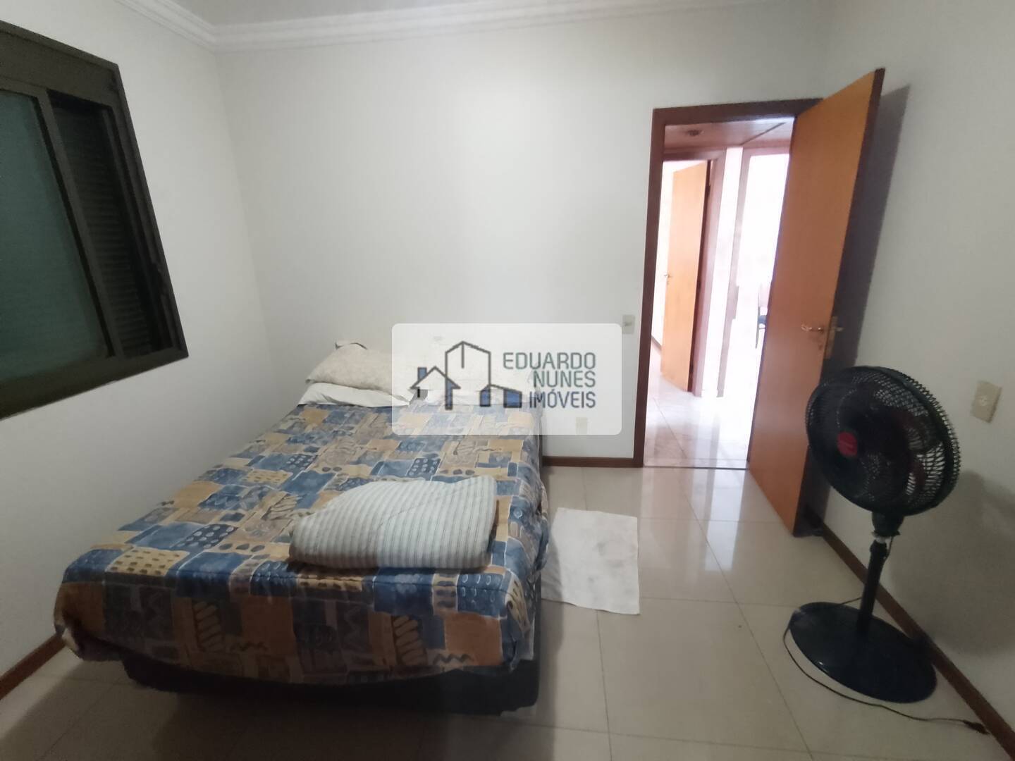 Apartamento à venda com 3 quartos, 205m² - Foto 6