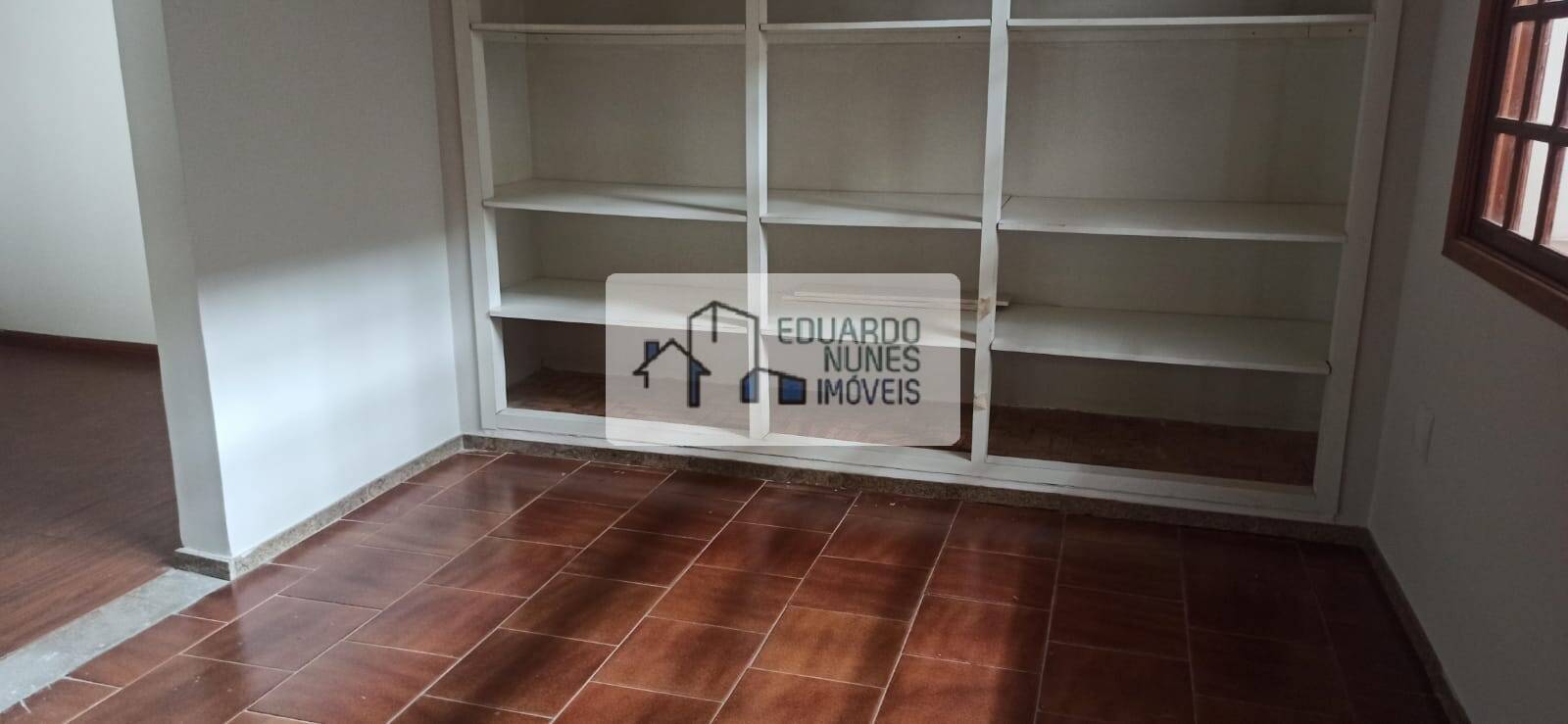 Casa à venda com 6 quartos, 360m² - Foto 6