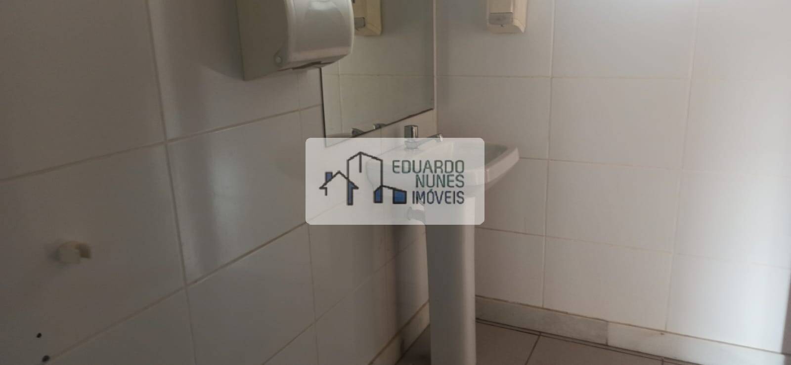 Casa à venda com 6 quartos, 360m² - Foto 17
