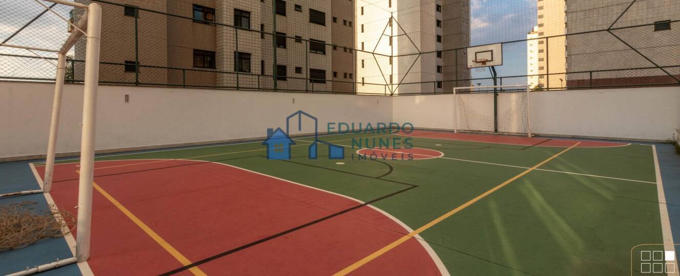 Apartamento à venda com 4 quartos, 243m² - Foto 17